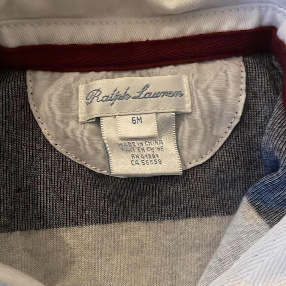 Bundle of baby boy name brand like new 3-12 months clothing: sweaters, jeans, - Picture 5 of 16